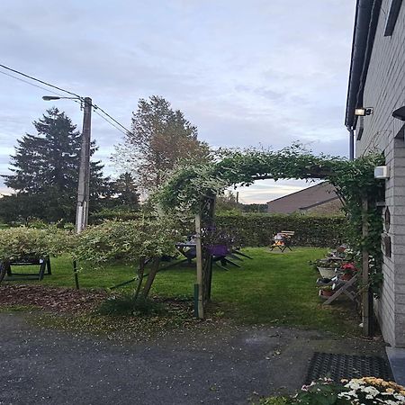 Cozy Apartment In Paliseul With Garden Carlsbourg Екстер'єр фото