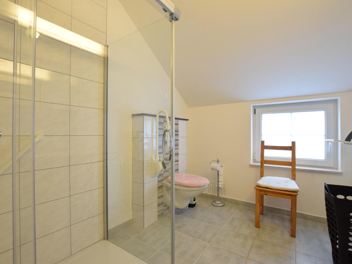 Cozy Apartment In Paliseul With Garden Carlsbourg Екстер'єр фото