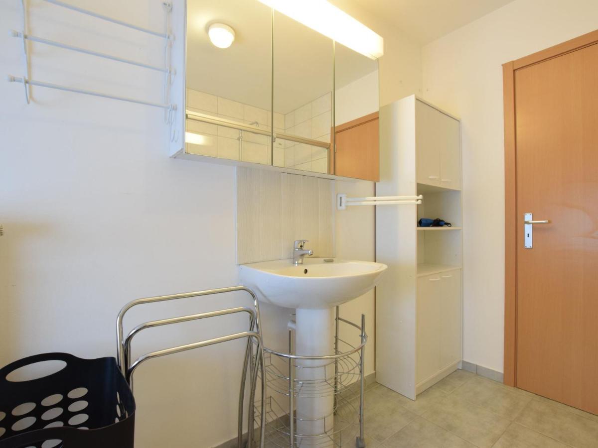 Cozy Apartment In Paliseul With Garden Carlsbourg Екстер'єр фото